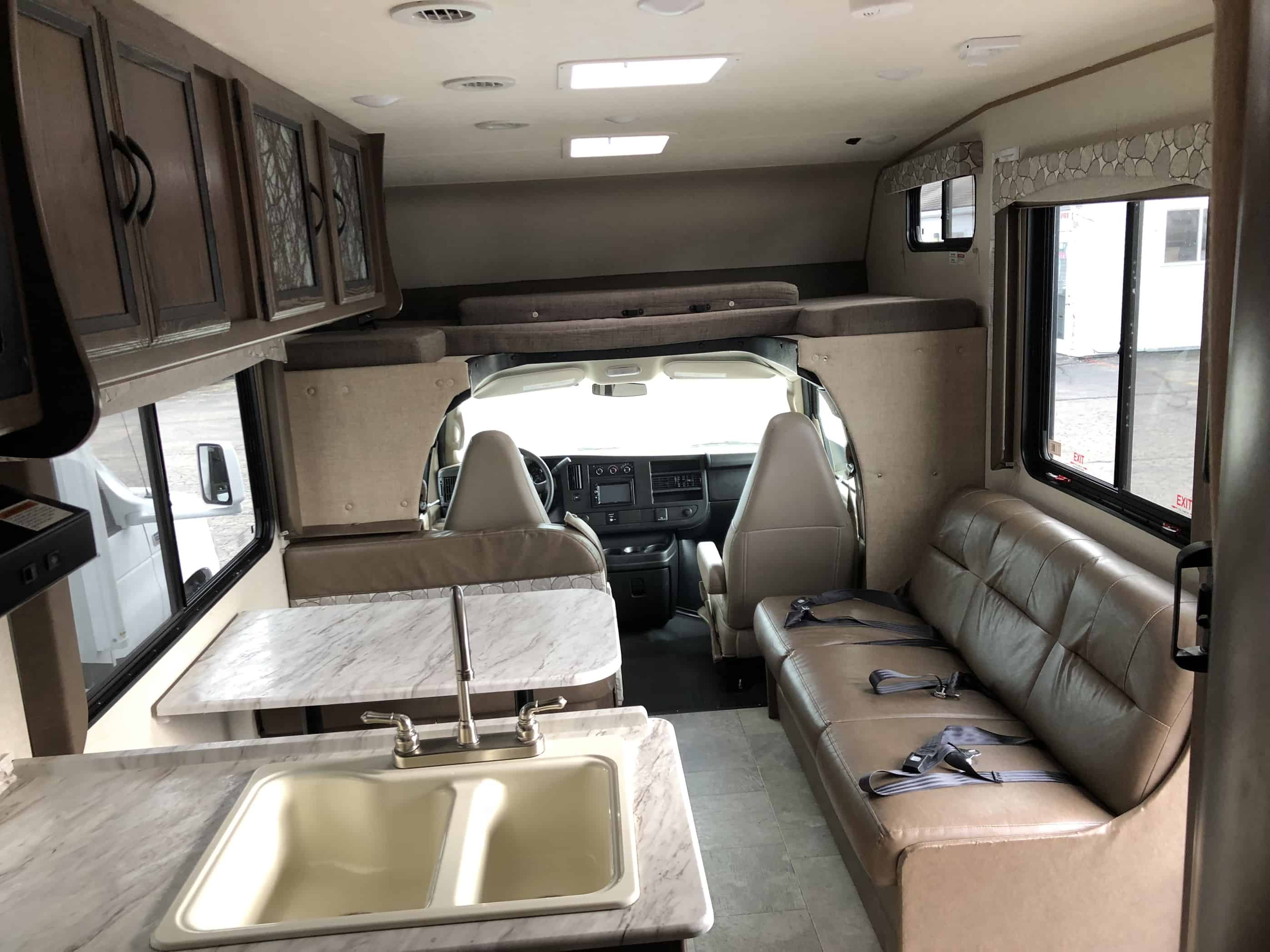 2018 Coachmen Freelander 27QB - 83RV Inc. - Chicagoland RV Dealer